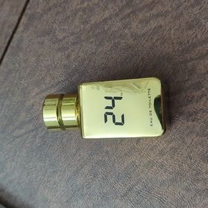 24 Gold H Per fume